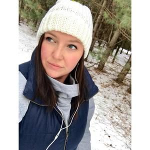 Meet your Posher, Macie